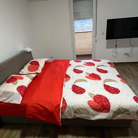 Apartment Mimura Stan 2